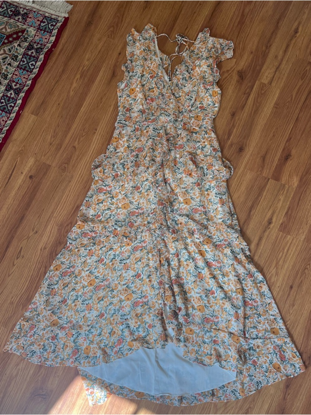 NWOT ASTR the Label Floral Ruffle Tie-Back Maxi Dress